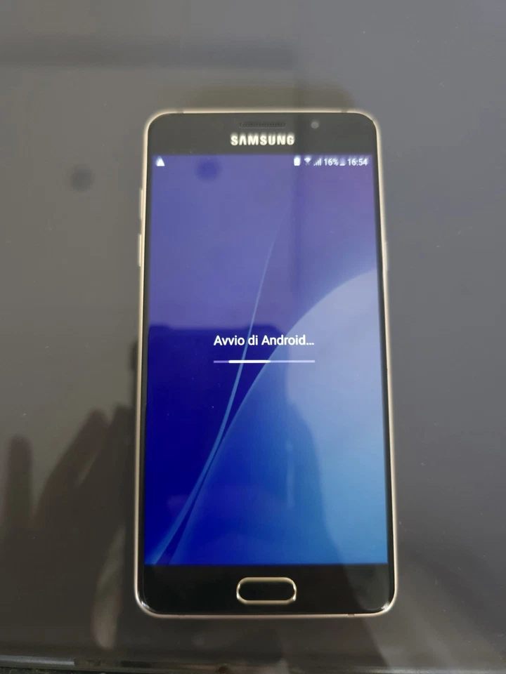 Samsung Galaxy A5 (2016) · 16GB, foto 2 di 5