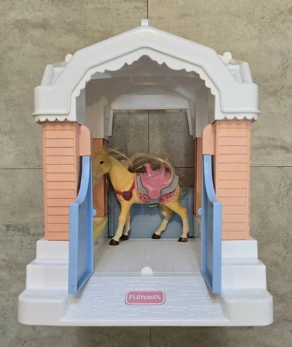 Playskool Dollhouse Horse Stable Pony Barn, Vintage 1994