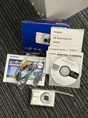 OLYMPUS Fe-46 Compact Digital Camera Excellent Condition with Accessories