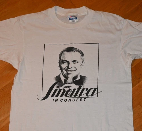 FRANK SINATRA rare original Tour concert t 1980s vintage concert t-shirt, vintage, single stitch, B+ condition