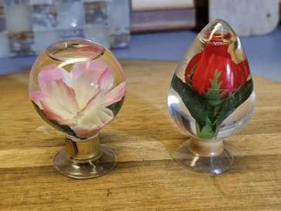 Vintage Red Rose Pink Flower Water Glass Globe Kitschy 1970 Decor Pedestal Base