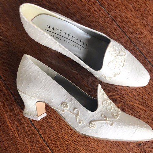 Ivory Silk Shoes - NEW Boxed!! Size UK 