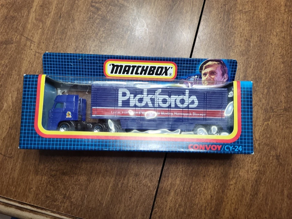 1987 Matchbox Convoy CY-24 Daf Box Car "Pickfords" - Image 4 of 4