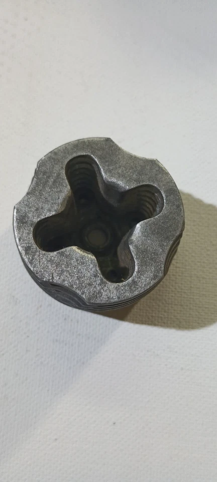 Nitro RC Truck / Car Cooling Head, Pre-owned Replacement Parts - R/C Deals As Is - Image 3 of 4