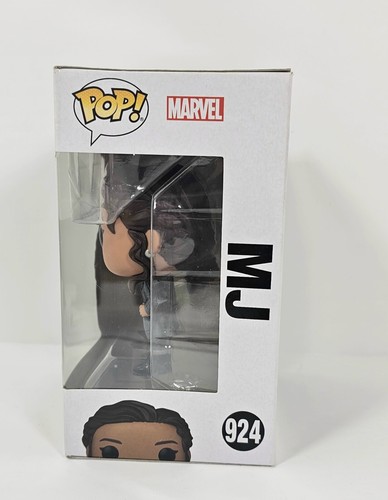 Funko POP! Marvel Studios Spider-Man No Way Home MJ #924 - Picture 3 of 7