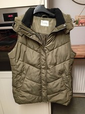 Ladies Padded Gilet Size 20/22 From George. Pls See Description