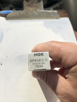 Spark Plug-Standard NGK 7634 - BPR5ES-11