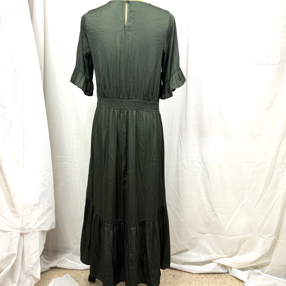 Vestido midi Maxim verde oliva en capas dobladillo alto-bajo cuello cerradura talla S Foto 2 de 4