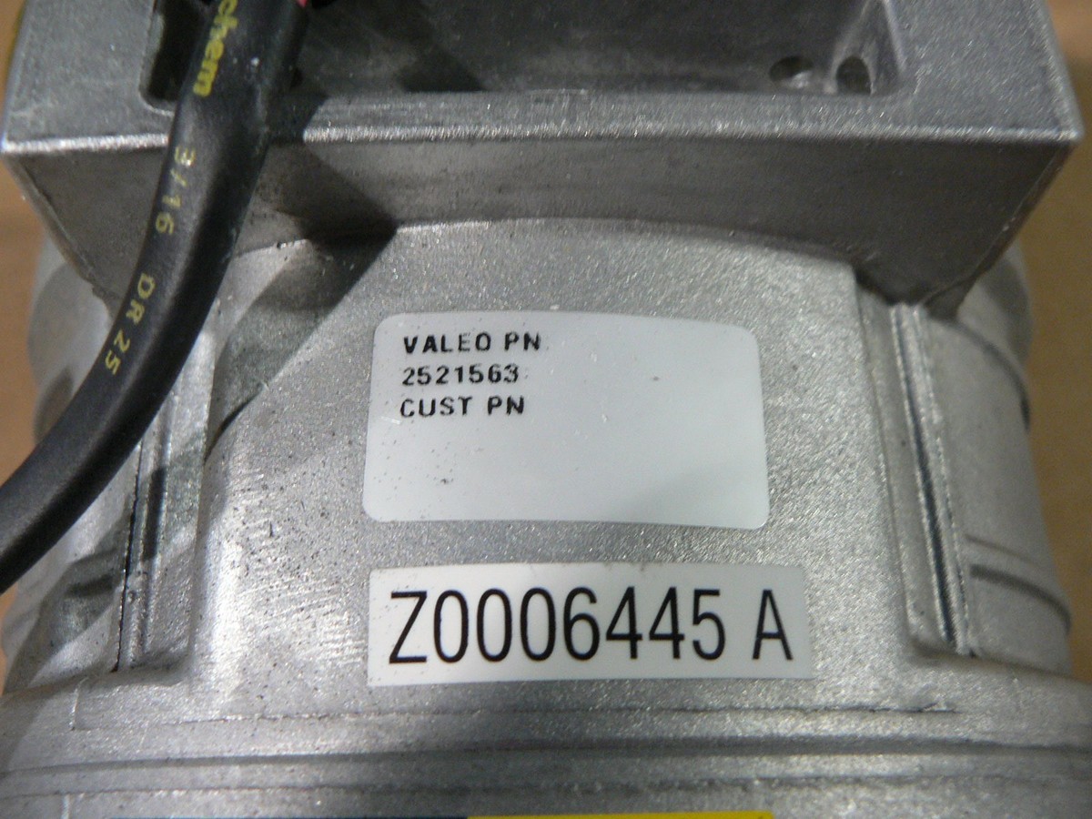 s-l1200.jpg s-l1200.jpg