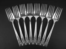 Set 8 x Salad Dessert Forks 6 3/8" Oneida Community Coronation 1936 silverplate