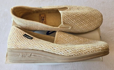 Chaussons/chaussures vintage neufs La Vague modèle Polede beige taille 38 (pa) - Photo 1/4
