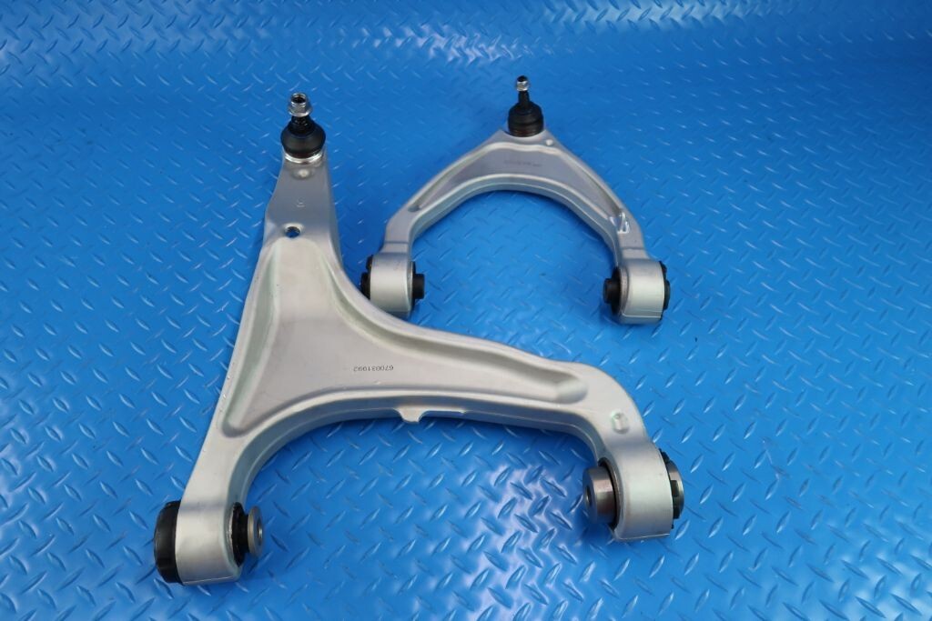 Maserati Levante right front lower & upper control arms #11246