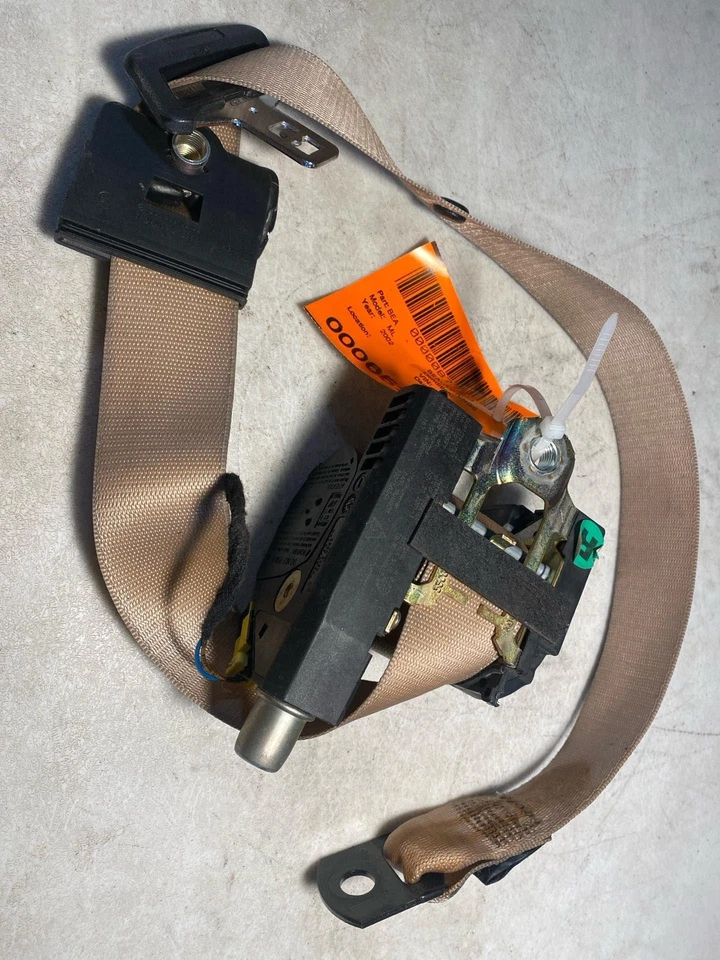 Mercedes Benz ML320 2000-2005 asiento delantero regazo y cinturón de hombro lado del pasajero derecho Foto 2 de 4