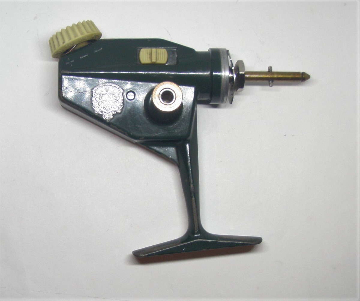 Abu & Zebco Cardinal 4 Reel Parts Used Housing w Abu & Zebco Cardinal 4 Reel Parts Used Housing w