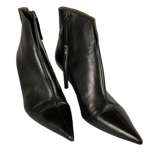 US 9 Leather Heeled Ankle Boots with 