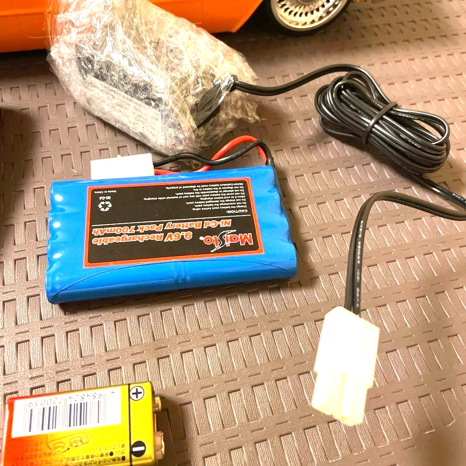 Maisto 1/10 RC Classic 1965 Impala Elektroauto LED Scheinwerfer Sammlerstück ... - Bild 4 von 4