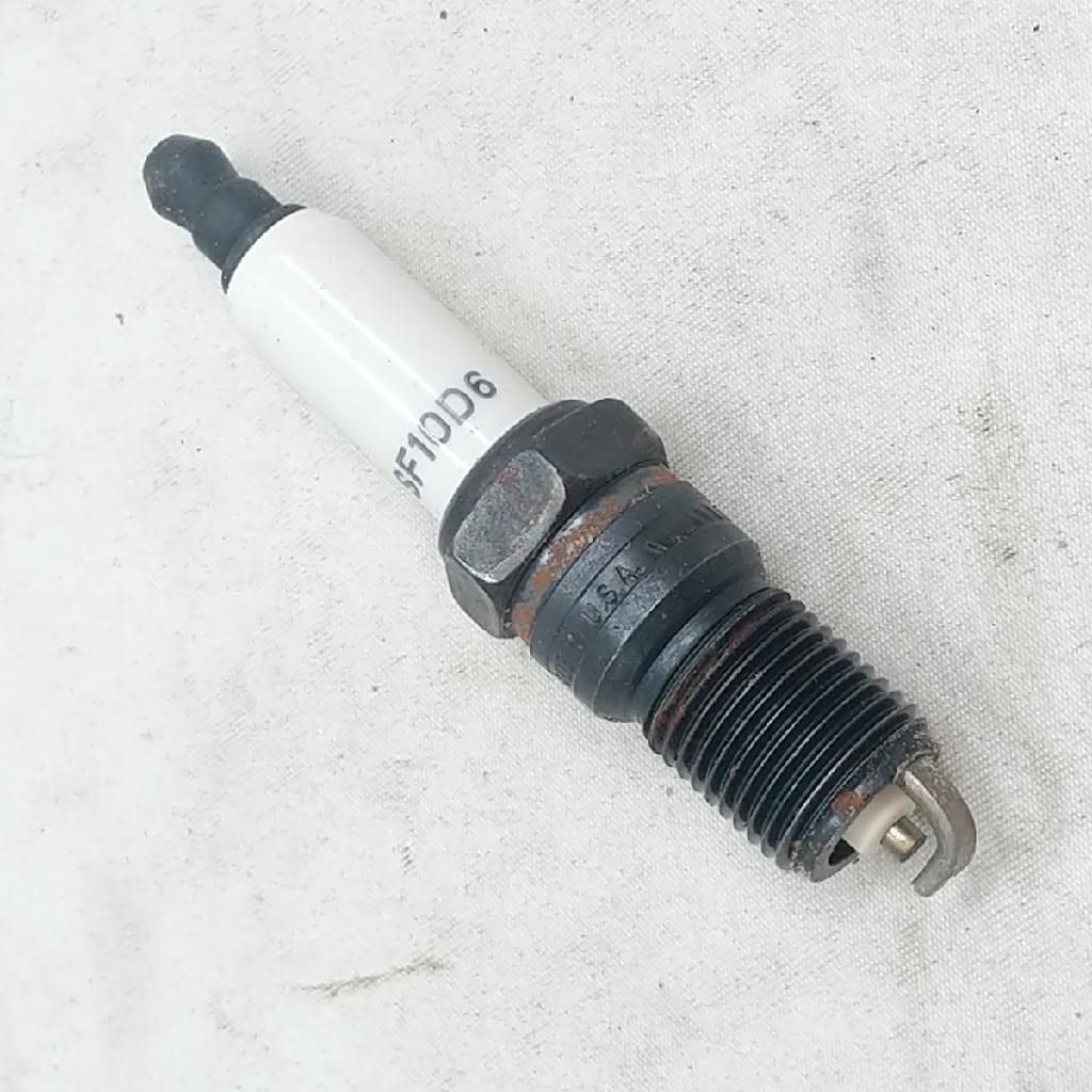 4x SplitFire SF10D6 For Mazda 6 B3000 Land Rover Copper Resistor Spark Plugs NOS