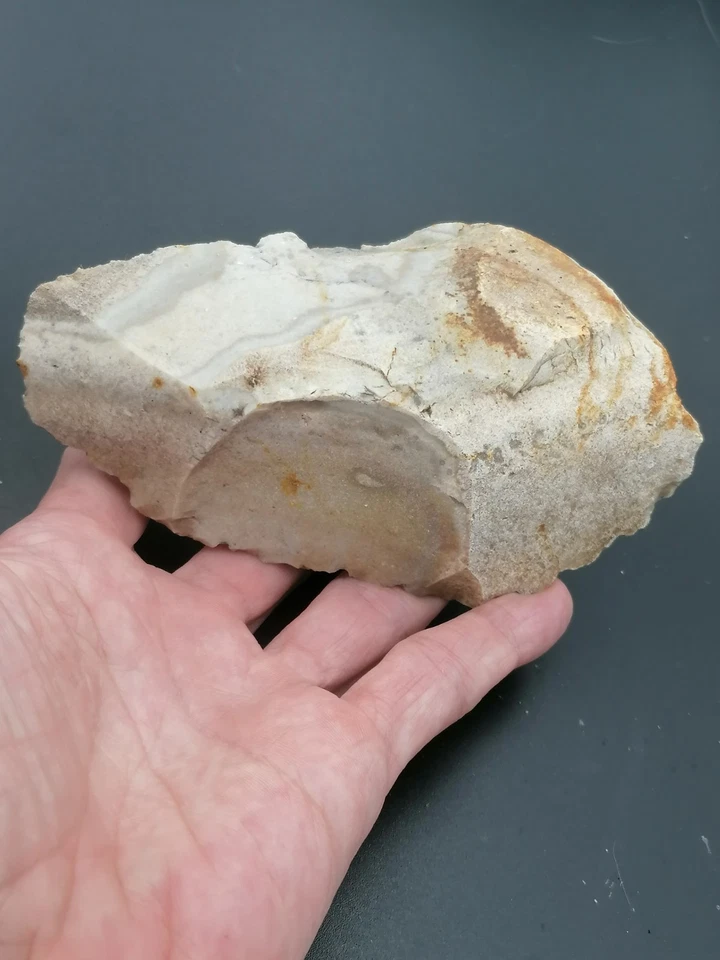 Upper Paleolithic prob. Aurignacian France Large scraper Beautiful shape - Image 3 of 4