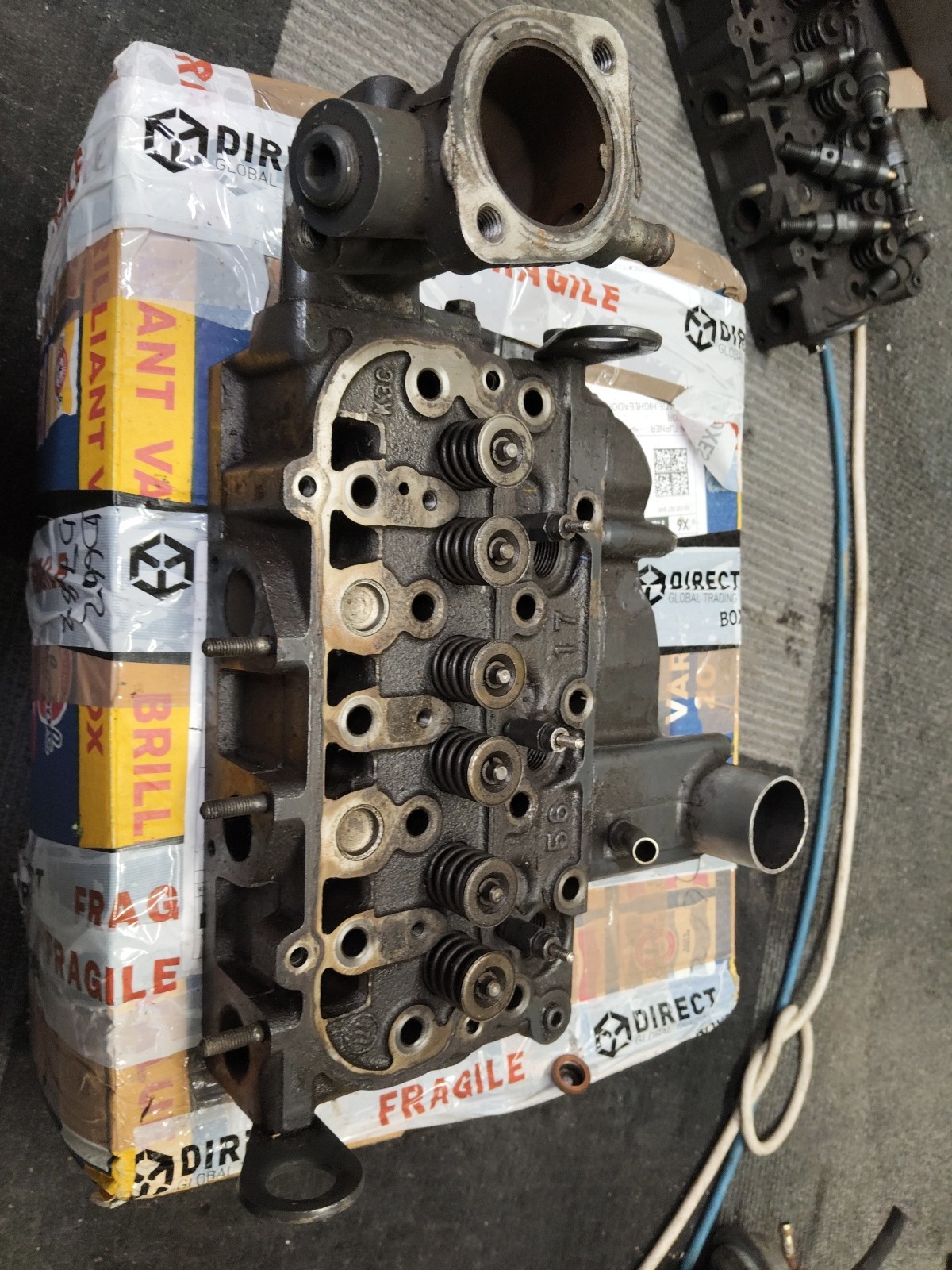 Kubota D782 D722 D662 Complete Loaded Cylinder Head With Valves & Springs