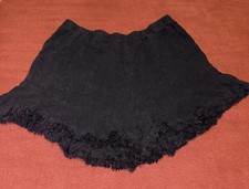 UMGEE S Pull On Shorts Linen Blend Black Fringed Trim Elastic Waist Ruffle EUC
