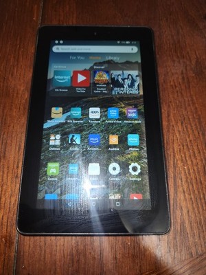 Amazon Kindle Fire  5th Generation 16 Wi-Fi 7'' Black Tablet SV98LN