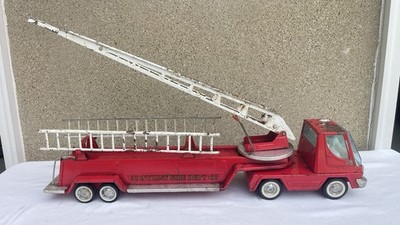 1960's Nylint Fire Dept #6 Aerial Revolving Hook & Ladder Turbo Power Semi Truck