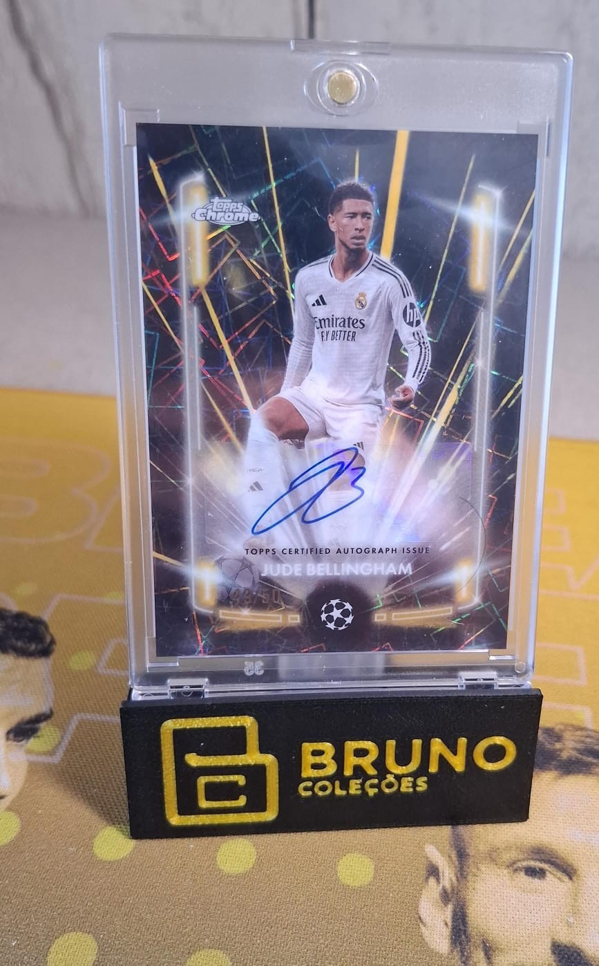 Topps Chrome Jude Bellingham Black Lazer Gold Auto 49/50 view 9