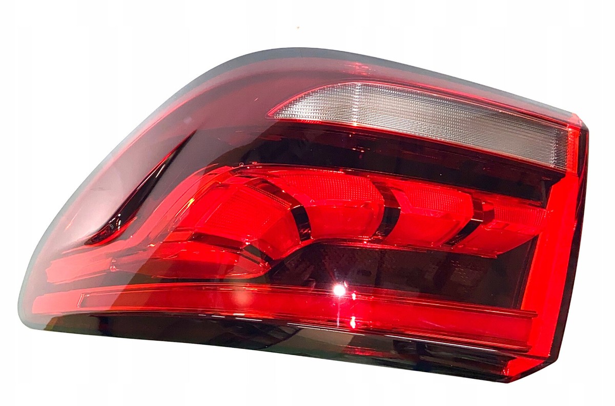 REAR TAIL LIGHT LAMP RIGHT RH 10571682 BRAND NEW OE MG ZS