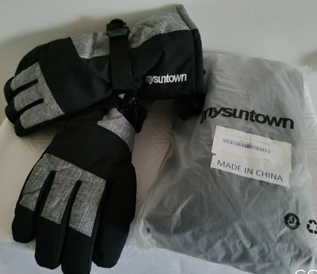 UNISEX Mysuntown Winter Gloves XL Ski Snowboard Waterproof Windproof Adjustable