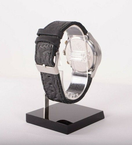 NWOB MENS NIXON SENTRY CHRONO LEATHER 42mm WATCH $250 Black/ Brass - Picture 3 of 7