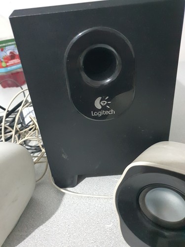 Logitech X-210 Home Theater Speakers - Zdjęcie 2 z 6