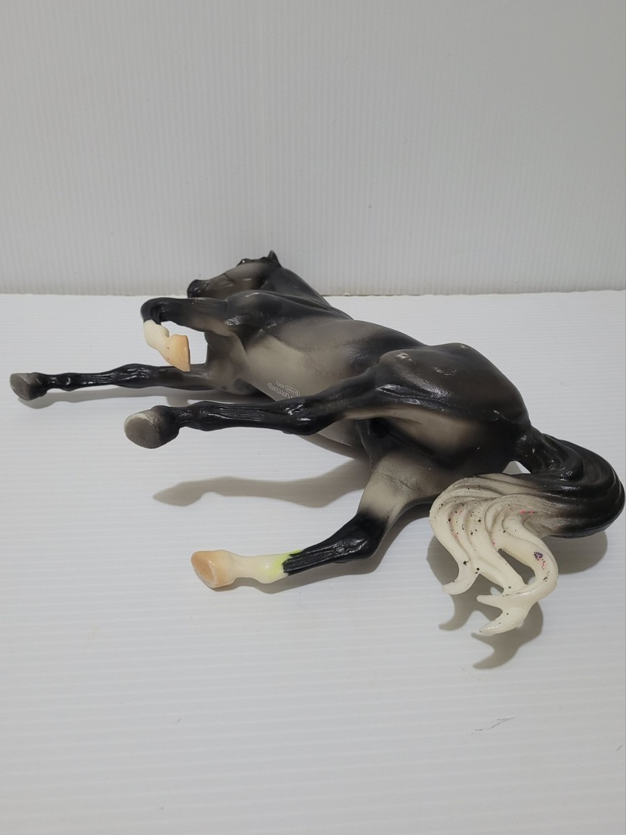 Breyer Peppermint Kiss 2015 Holiday Horse 700118 for sale online