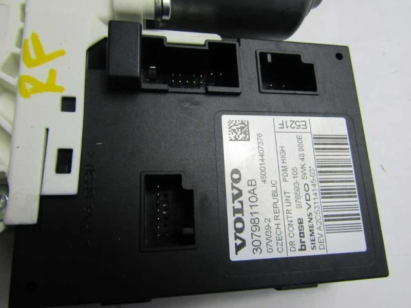 Volvo C70 2008 convertible pasajero derecho puerta delantera ventana motor eléctrico módulo Foto 2 de 4