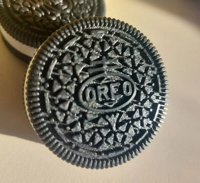 MARKENLOS Tablettendose * Pillendose * Medikamentenbox * Oreo-Syle * 3D-Druck * NEU