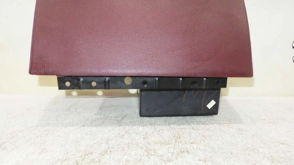 94-96 雪佛兰 Caprice Impala 手套盒总成原始设备制造商红色 10197469 — 第 2/4 张图片