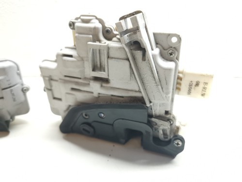 AUDI A3 8P 2008-2012 MECANISMO DE BLOQUEO DE PUERTA TRASERO IZQUIERDO PAR CONJUNTO 4F0839015/016 - Imagen 8 de 24