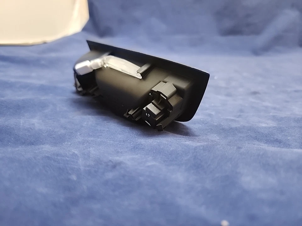 AUDI A8 4.2 QUATTRO 2004-2010 MANIJA DE PUERTA INTERIOR TRASERA DERECHA OEM B2  Foto 3 de 4