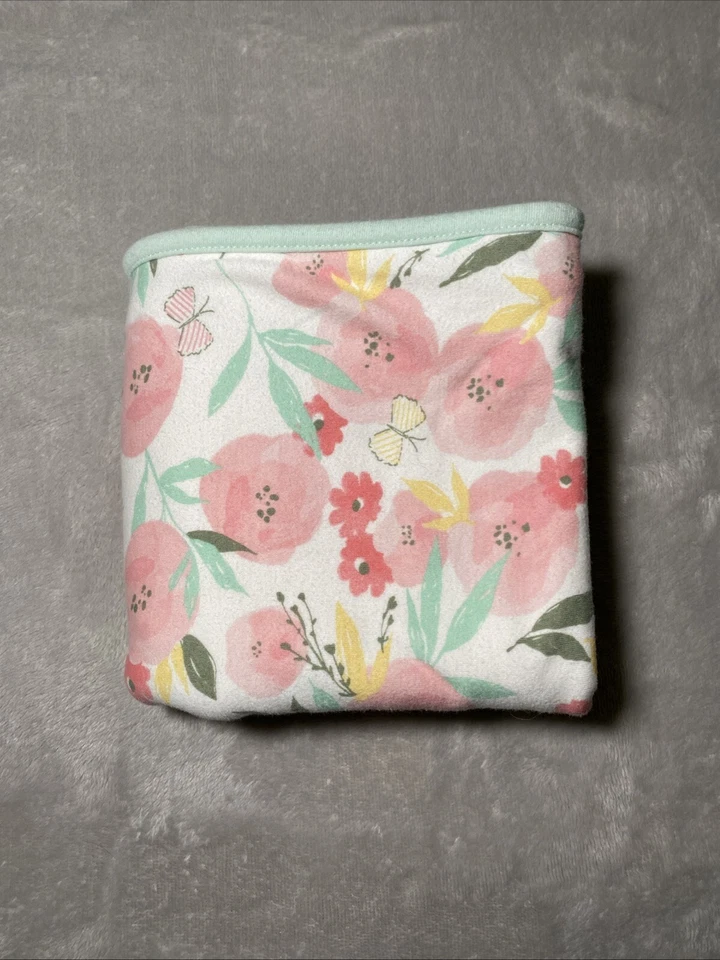 Двустороннее мягкое детское одеяло с розовыми цветами бабочками First Impressions - Изображение 2 из 4