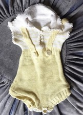 zauberhafter alter  Puppenstrampler Spielhose...