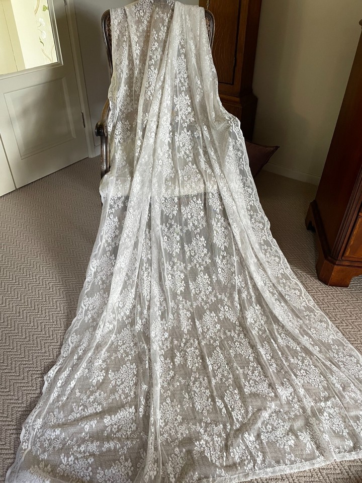 HUGE 60"X96" EX LAURA ASHLEY FLORAL NET/LACE CURTAIN PANELS eBay