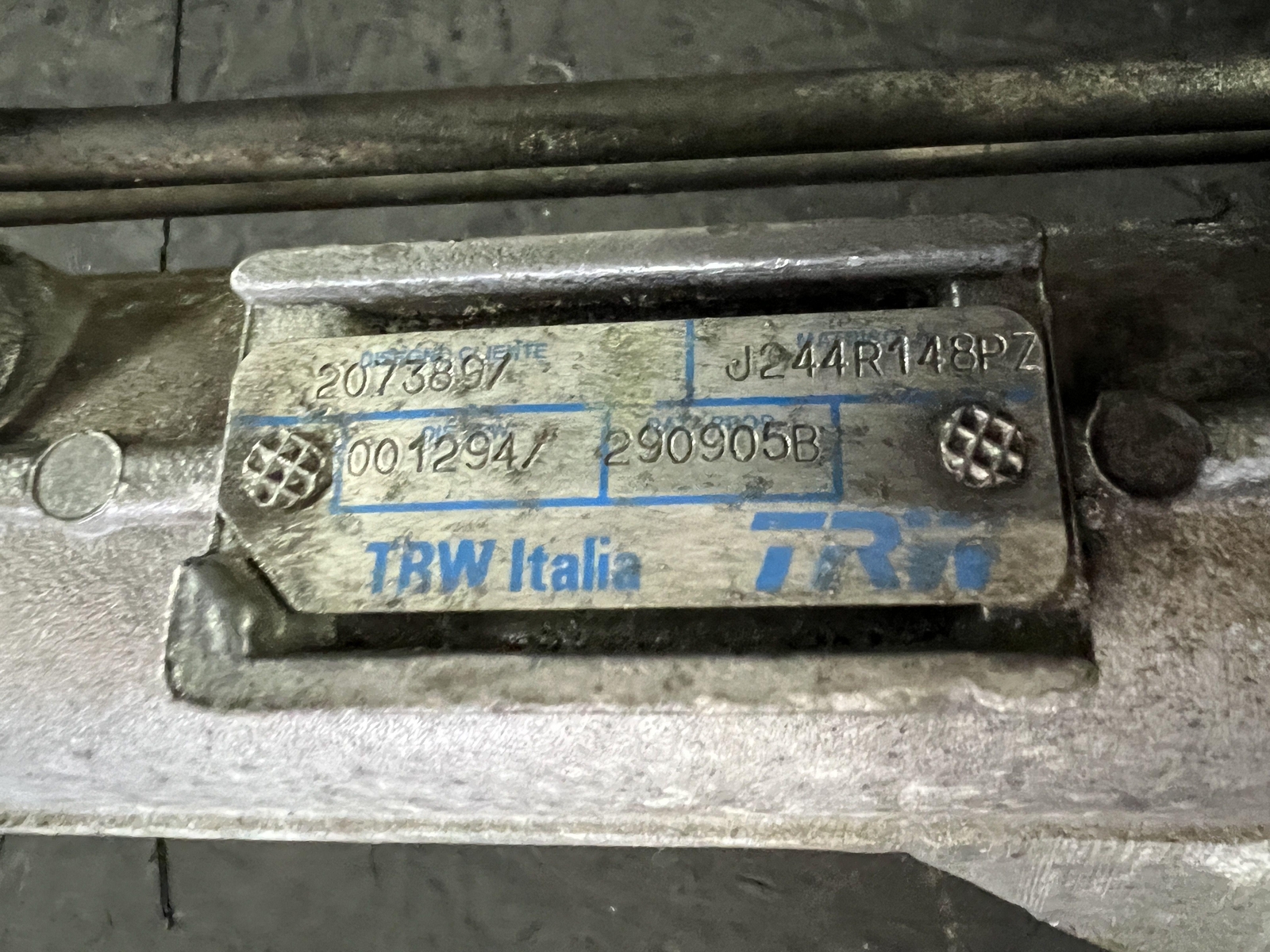 04-12 MASERATI QUATTROPORT POWER STEERING RACK & PINION ID 207389