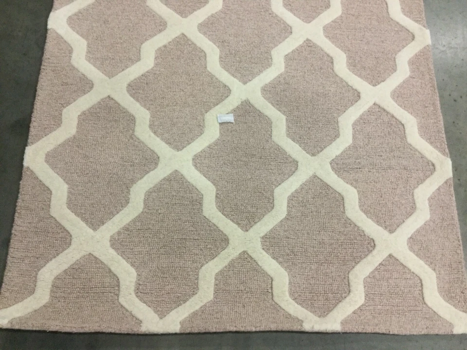 PINK / IVORY 4' X 6' Pulled Threads Rug, Reduced Price 1172648007 CAM121M-4 - Image 2 of 4