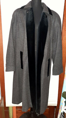 Portrait Brand Women's Large Gray 70% Wool Unbuttoned Overcoat