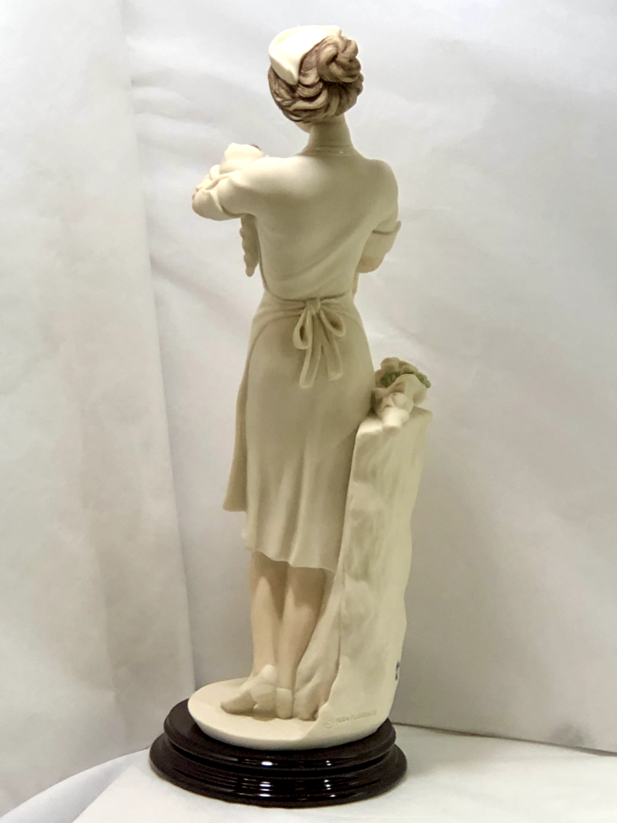 Giuseppe Armani Nurse with Child L'Infermiera Sculpture 0693-F | eBay
