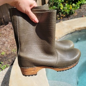 wooden platform boots