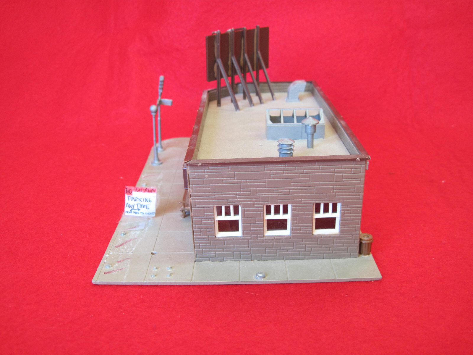 Doug's Drug Store & Sam's Camera, HO scale building, built in mid1980