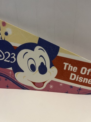 VINTAGE D23 THE OFFICIAL DISNEY FAN CLUB SOUVENIR PENNANT +- 18" Very Good - Picture 3 of 6