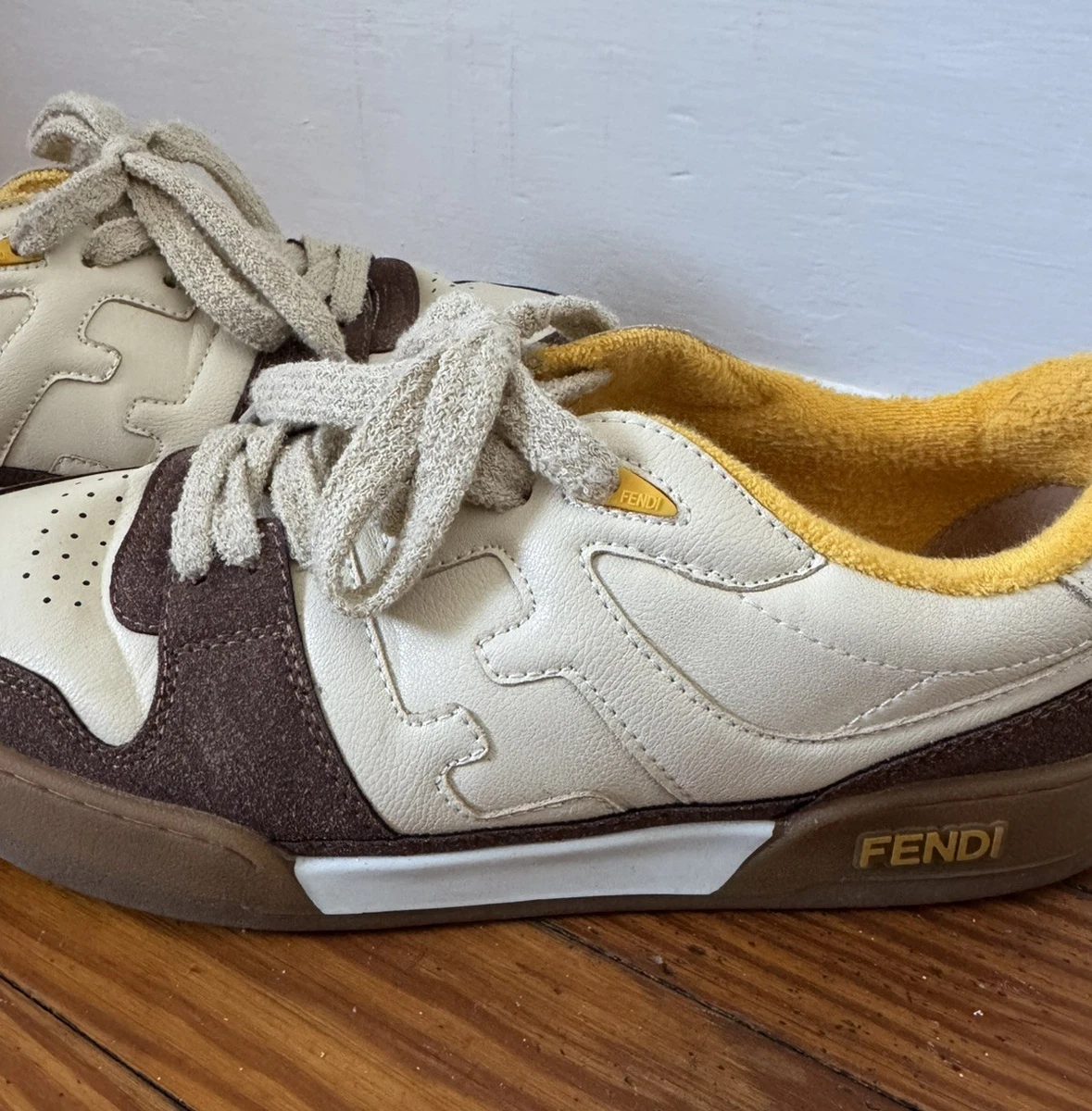 Fendi - \