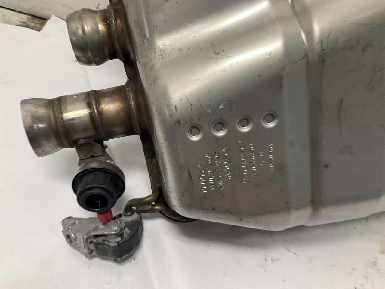 14-19 Bentley Flying Spur 6.0L Exhaust Muffler Right Section Q
