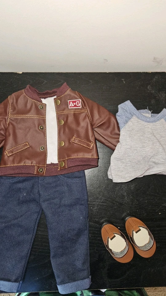 American Girl Doll Boy 76 with Logan Outfit - Image 4 of 4